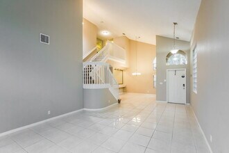 4729 NW 115th Ave in Tamarac, FL - Building Photo - Building Photo