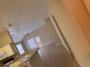 2872 Shallow Brook Ln in Dickinson, TX - Building Photo - Building Photo