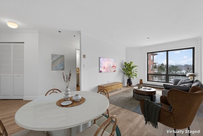 property at 148 Breakwater Dr