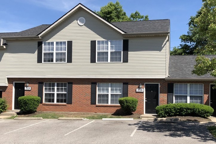 Northern View Student Living in Highland Heights, KY - Building Photo