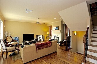 1115 Peveto St in Houston, TX - Building Photo - Building Photo