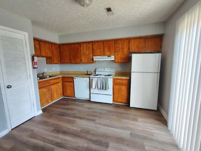 54 Ferguson Dr in Lynchburg, VA - Building Photo - Building Photo