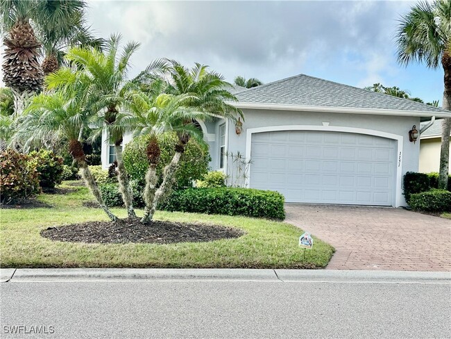 1151 Imperial Dr in Naples, FL - Building Photo - Building Photo