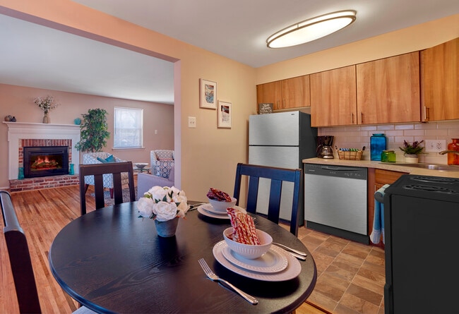 The Preserve at Darby Creek in Prospect Park, PA - Foto de edificio - Building Photo