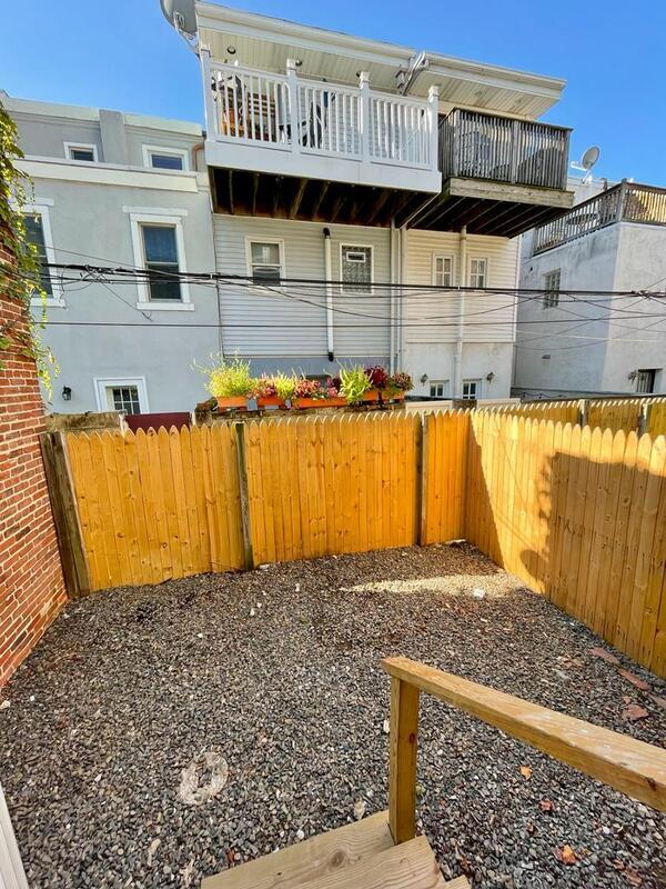 1832-34 Callowhill St in Philadelphia, PA - Building Photo - Building Photo