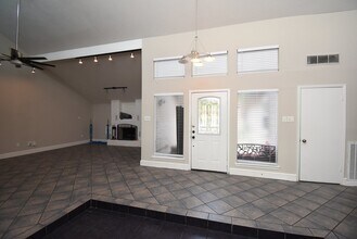 6003 Long Leaf Dr in Houston, TX - Building Photo - Building Photo