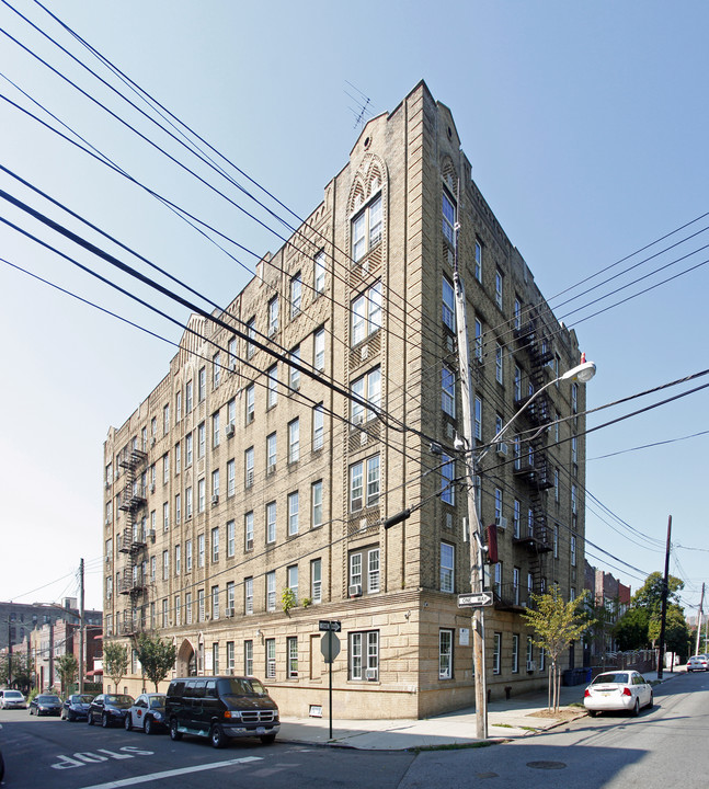 1945 Loring Pl S in Bronx, NY - Foto de edificio