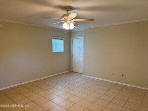 1701 The Greens Way in Jacksonville Beach, FL - Building Photo - Building Photo