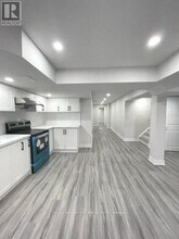18 Malthouse Cres in Ajax, ON - Building Photo - Building Photo