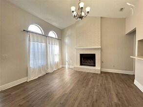 4052 N Abington Ct in Fayetteville, AR - Building Photo - Building Photo