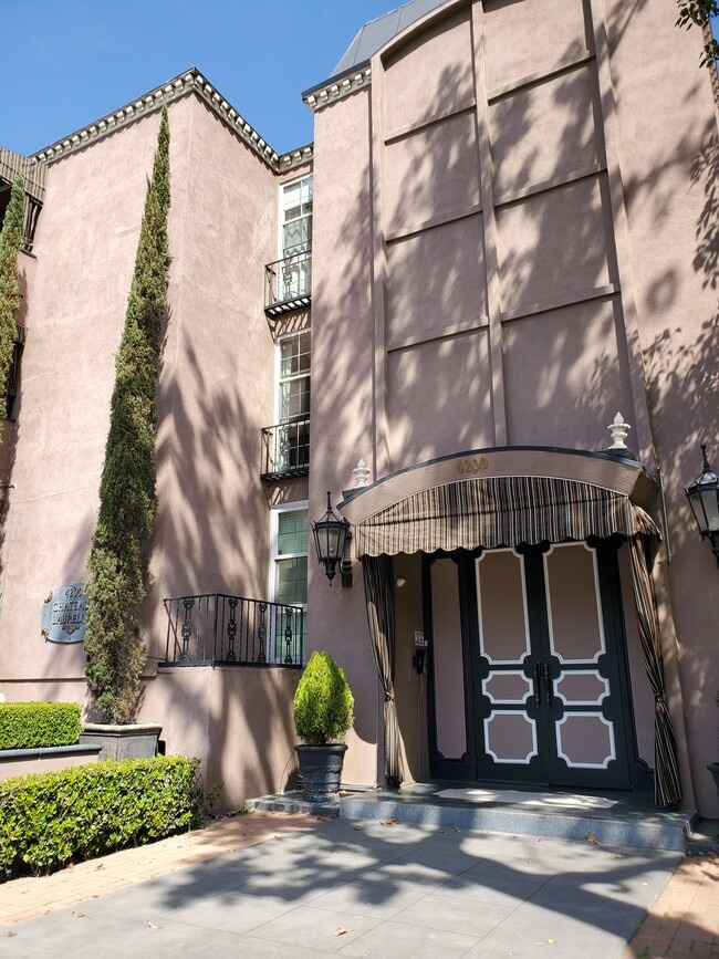 property at 4200 Laurel Canyon Blvd