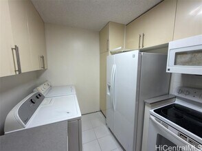 1111 Wilder Ave in Honolulu, HI - Building Photo - Building Photo