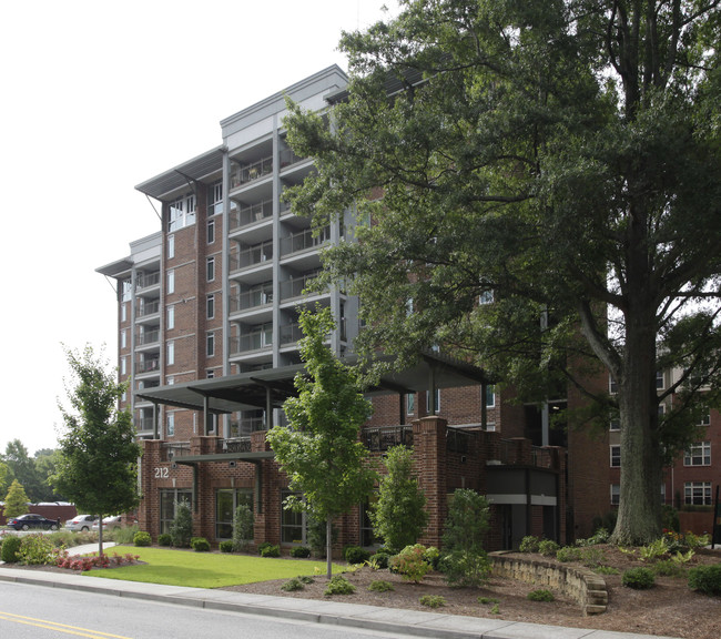 The Tower at Dorsey Manor: 62+ in Marietta, GA - Building Photo - Building Photo