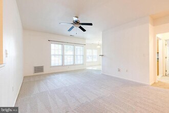9712 Ashlyn Cir-Unit -9712 in Owings Mills, MD - Building Photo - Building Photo