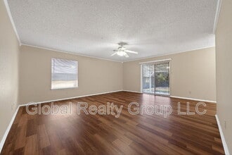 4834 Sorrento in San Antonio, TX - Building Photo - Building Photo