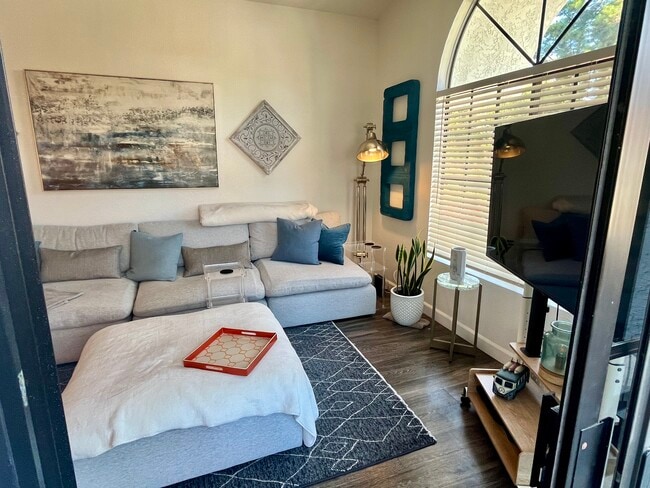 110 Via Solaro, Unit 110 in Encinitas, CA - Building Photo - Building Photo