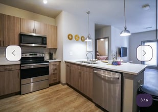 521 Hank Aaron Dr SW, Unit 523 A in Atlanta, GA - Foto de edificio - Building Photo