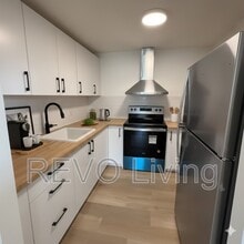 137 Oakdale Ave in St Catharines, ON - Building Photo - Building Photo