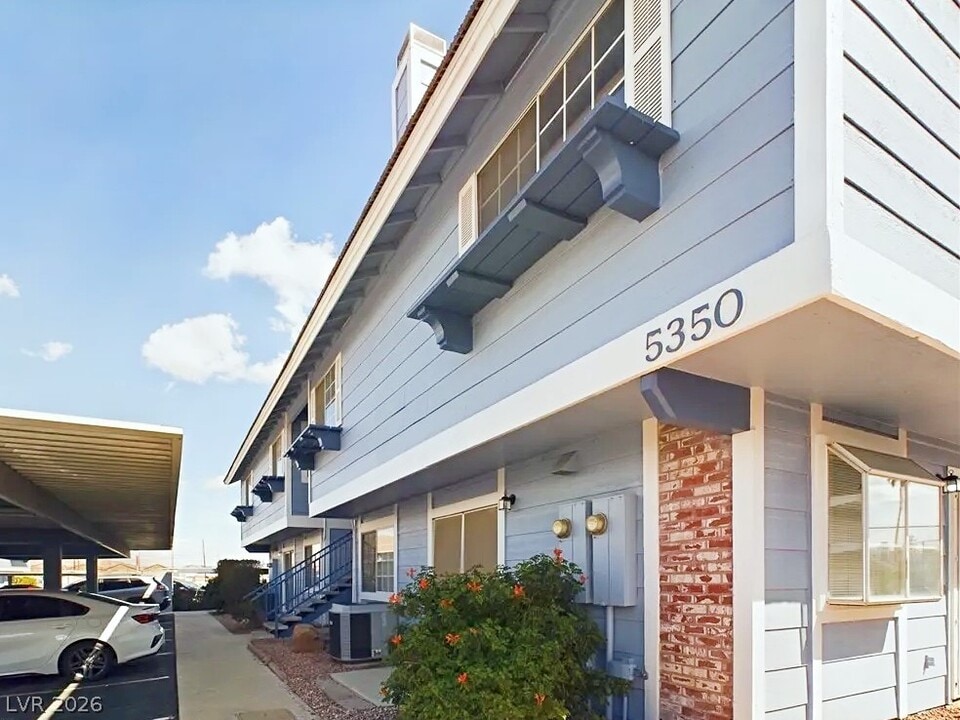 5350 Rod Ct in Las Vegas, NV - Building Photo