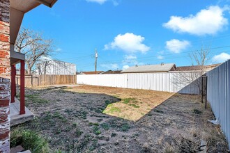 1107 E 54th St in Odessa, TX - Building Photo - Building Photo