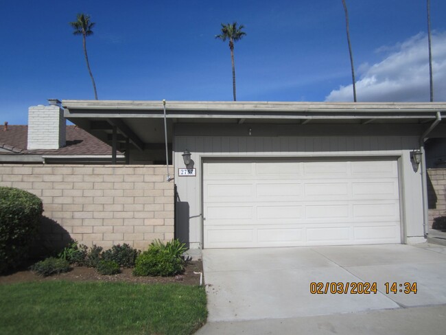 2757 Nectarine Ave in Riverside, CA - Foto de edificio - Building Photo