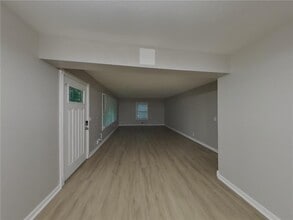 408 Riverview Dr in Monticello, MN - Foto de edificio - Building Photo