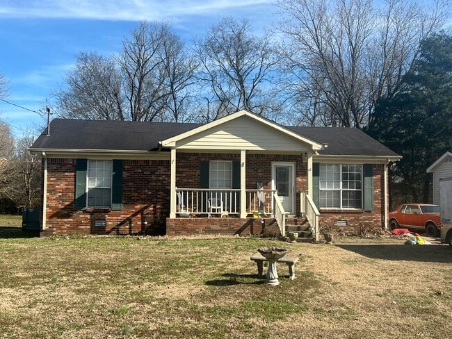 345 Marrell St in Gallatin, TN - Building Photo - Building Photo