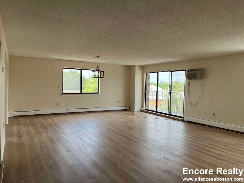 133 Coolidge Hl in Cambridge, MA - Building Photo