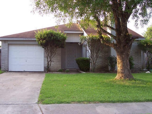 19346 Cypress Canyon Dr in Katy, TX - Building Photo