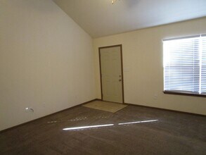 707-707 Glenstone Dr in Columbia, MO - Building Photo - Building Photo