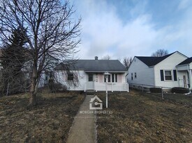 318 Elva St in Anderson, IN - Building Photo