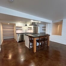1 Ten Broeck St, Unit Lower Level in Albany, NY - Foto de edificio - Building Photo