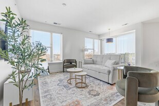 1121 Laurel St in Indianapolis, IN - Building Photo