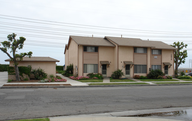 1800 Sanford St in Oxnard, CA - Building Photo - Building Photo