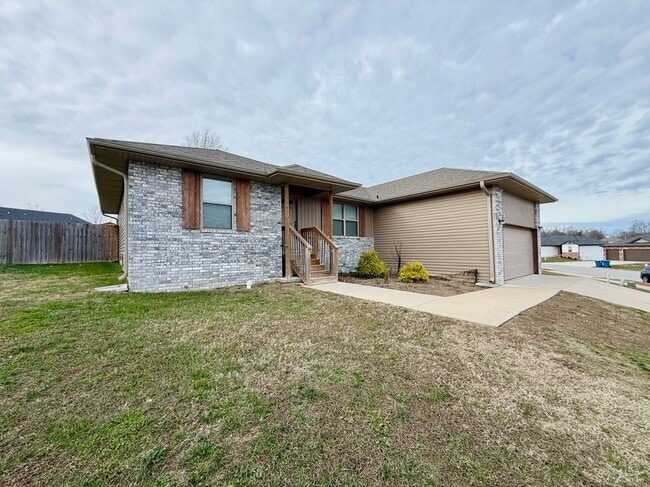 property at 633 S Southgate Dr