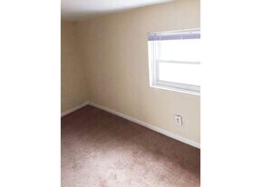 2829 Glendora Ave in Cincinnati, OH - Building Photo