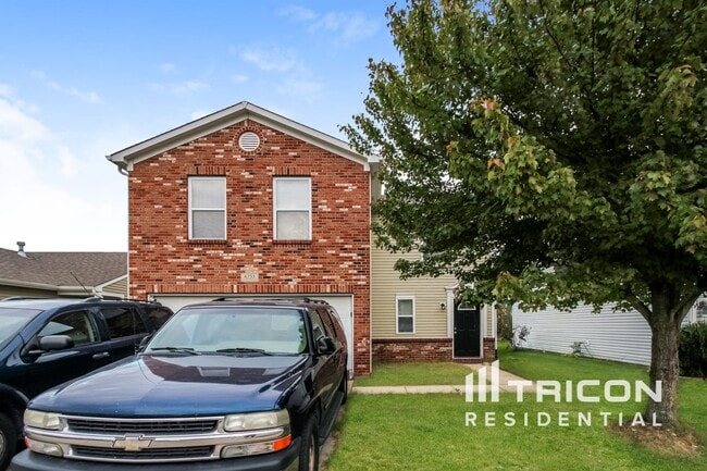property at 6733 Everbloom Ln