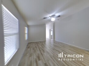9726 E Butte St in Mesa, AZ - Foto de edificio - Building Photo