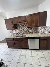 4343 Whitsett Ave, Unit 303 in Los Angeles, CA - Foto de edificio - Building Photo