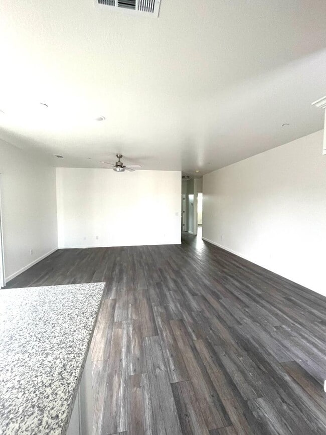 3804-3808 S Burke St in Visalia, CA - Building Photo - Building Photo