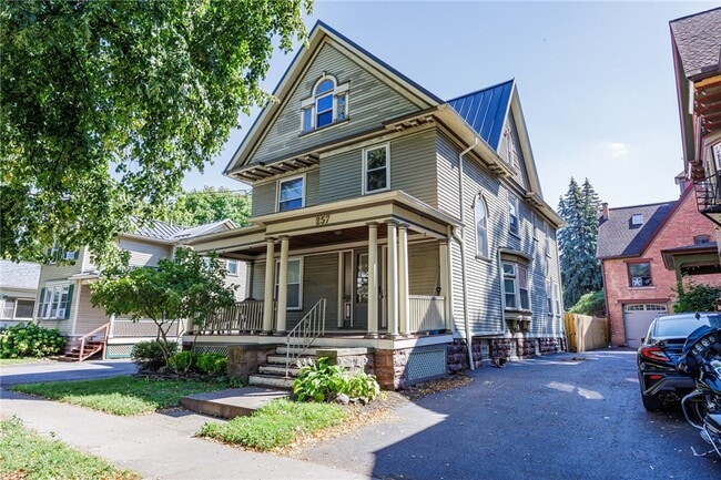 257 Averill Ave in Rochester, NY - Building Photo - Building Photo