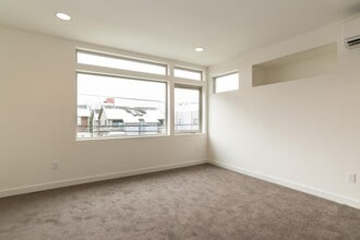 2008 NW 59th St in Seattle, WA - Building Photo - Building Photo
