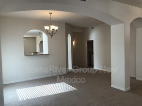 2148 S Ensenada Cir SE in Rio Rancho, NM - Building Photo - Building Photo