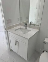 1028 Eubanks St in Lehigh Acres, FL - Building Photo
