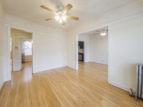 5103 N Winchester Ave, Unit 2 in Chicago, IL - Building Photo - Building Photo