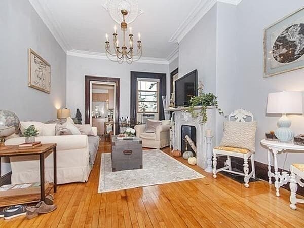 76 G St, Unit 1 in Boston, MA - Building Photo - Building Photo