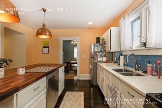 506 Prospect Ave SE in Grand Rapids, MI - Building Photo - Building Photo