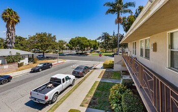 701 S Almansor St in Alhambra, CA - Building Photo - Building Photo