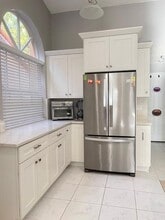 8597 Jade Dr, Unit 102 in Tamarac, FL - Building Photo - Building Photo