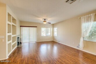 8112 W Melinda Ln in Peoria, AZ - Building Photo - Building Photo